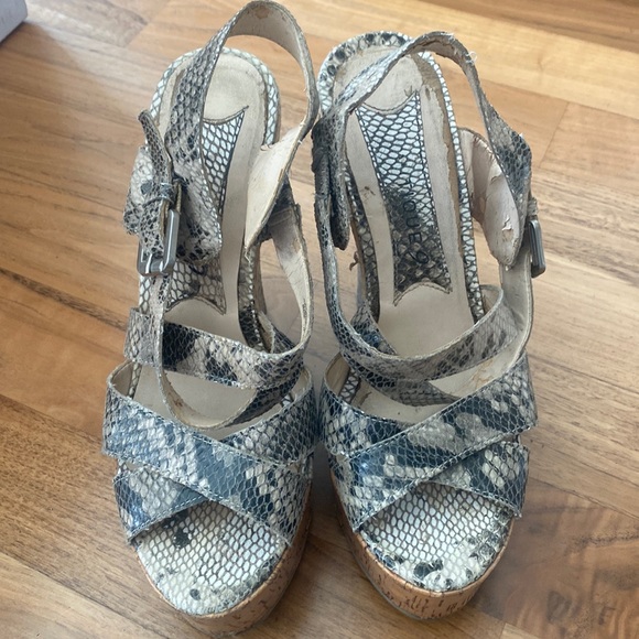 Platform python wedges - Picture 1 of 3